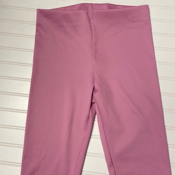H & M Pink Ribbed Leggings- #1836 - Picture 5 of 12